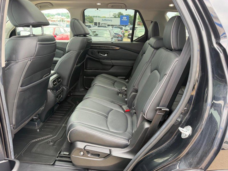 Certified 2024 Honda Pilot Elite image 9