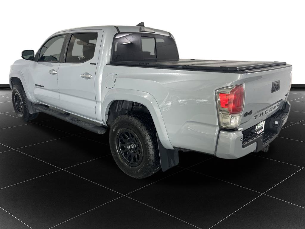 Used 2019 Toyota Tacoma Limited AWD/4WD image 3
