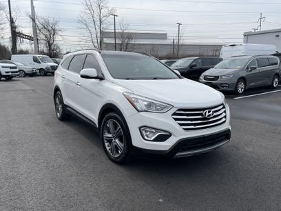 Used 2016 Hyundai Santa Fe SE w/ Option Group 03