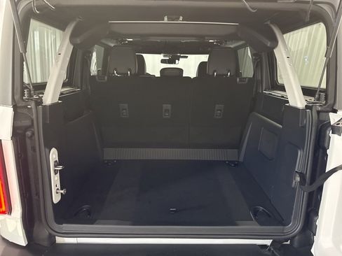 Used 2025 Ford Bronco Outer Banks image 10