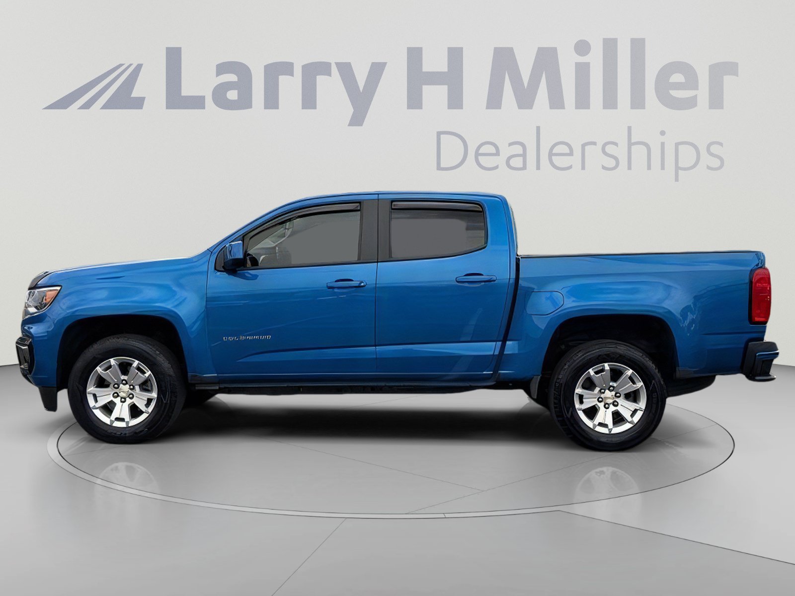 Used 2022 Chevrolet Colorado LT w/ LT Convenience Package RWD image 2