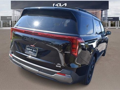 New 2026 Kia Carnival SX w/ SX Dark Edition Package image 3