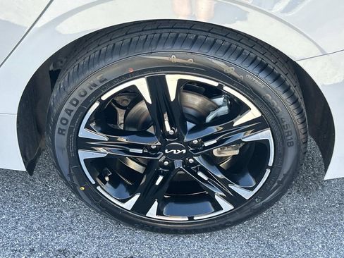 Used 2023 Kia K5 GT-Line w/ GT-Line Premium Package image 13