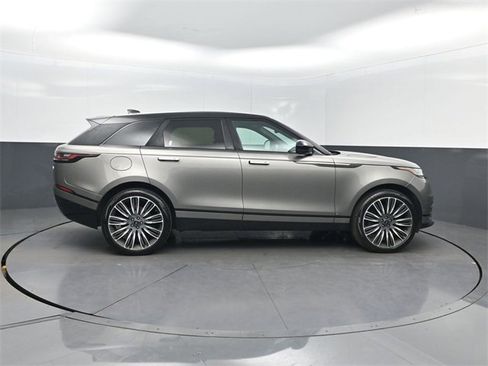 Used 2021 Land Rover Range Rover Velar R-Dynamic HSE image 33