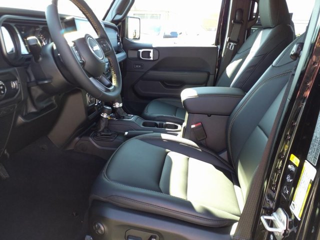 New 2025 Jeep Gladiator Sport w/ Premium Package AWD/4WD image 7