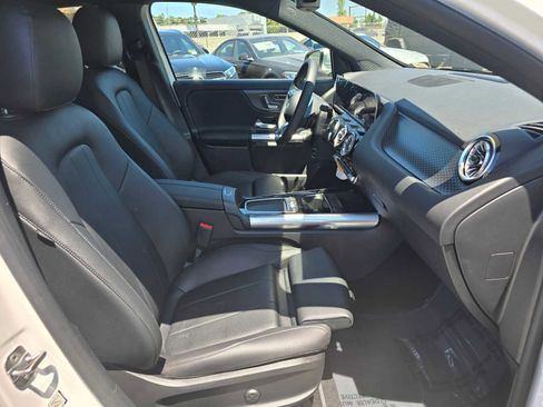 New 2025 Mercedes-Benz GLA 250 4MATIC image 10