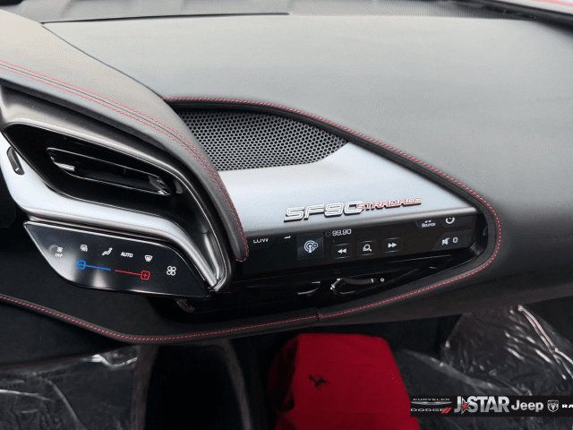 Used 2022 Ferrari SF90 Stradale AWD/4WD image 18