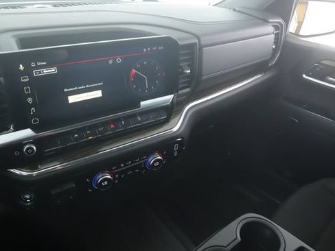 Used 2024 GMC Sierra 1500 Elevation AWD/4WD image 26