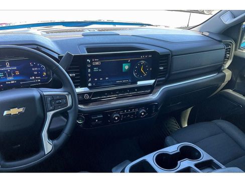 Used 2023 Chevrolet Silverado 1500 LT image 7