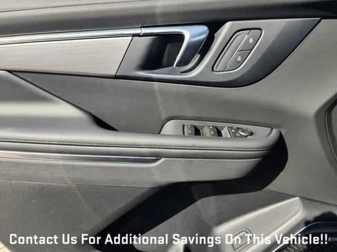 New 2026 Buick Enclave Preferred w/ LPO, Floor Liner Package image 17