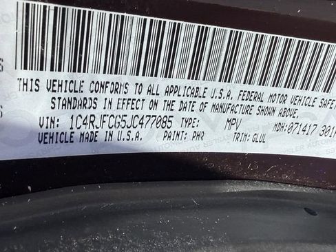 Used 2018 Jeep Grand Cherokee Overland AWD/4WD image 25