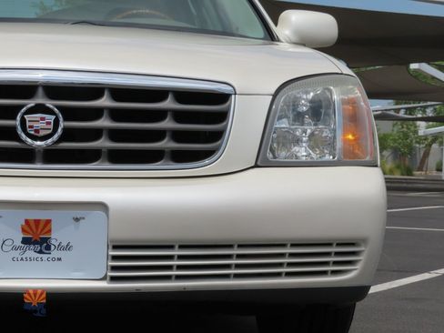 Used 2002 Cadillac De Ville DHS w/ Safety/Security Pkg FWD image 40