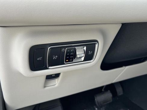 New 2026 Lincoln Nautilus Premier w/ Equipment Group 102A AWD/4WD image 12