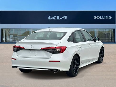 Used 2023 Honda Civic Sport image 3