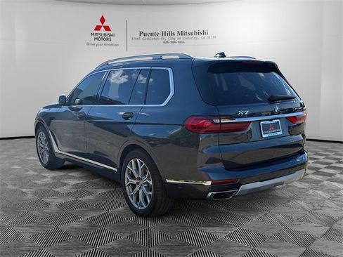 Used 2022 BMW X7 xDrive40i w/ Premium Package image 7