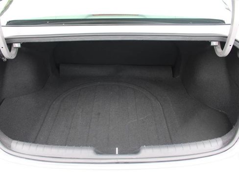 Used 2026 Hyundai Elantra Sport FWD image 16