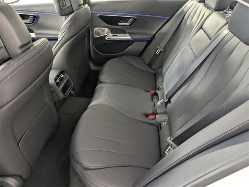 New 2026 Mercedes-Benz E 350 Sedan image 11
