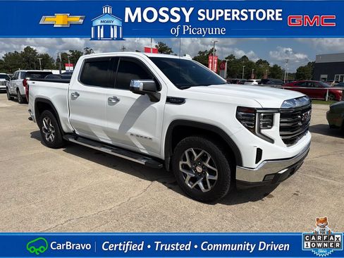 Certified 2023 GMC Sierra 1500 SLT w/ SLT Premium Package AWD/4WD image 9