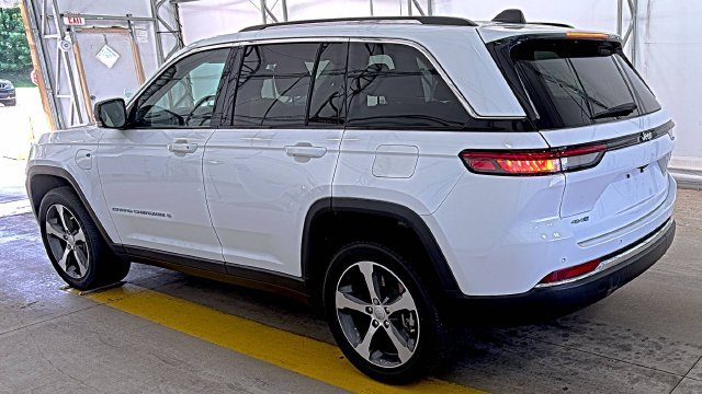 Used 2022 Jeep Grand Cherokee Limited 4xe AWD/4WD image 4