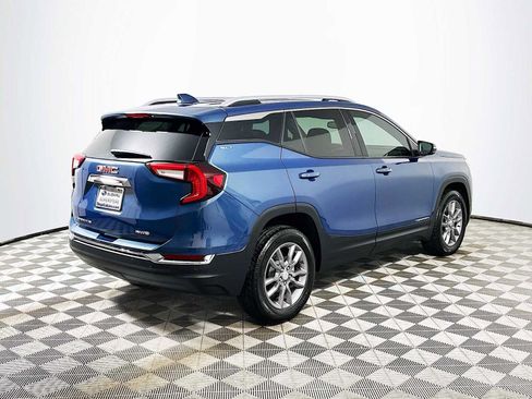 Used 2024 GMC Terrain SLT w/ Tech Package image 7