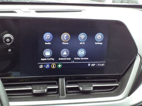 Used 2024 Chevrolet Trax LS w/ LS Convenience Package image 11