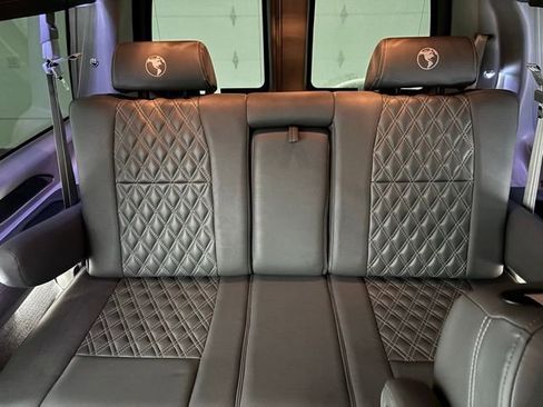 Used 2022 GMC Savana 2500 w/ Enhanced Convenience Package image 43