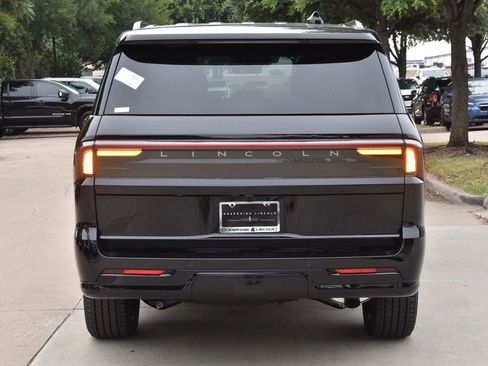 New 2027 Lincoln Navigator L Reserve w/ Jet Appearance Package AWD/4WD image 8