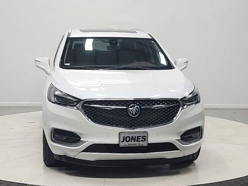 Used 2020 Buick Enclave Avenir w/ Avenir Technology Package FWD image 2