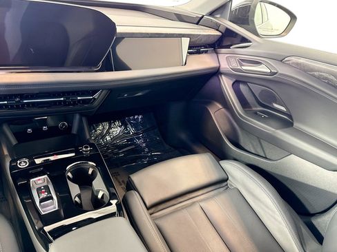 Used 2025 Audi A6 e-tron Prestige w/ Black Warm Weather Package image 21