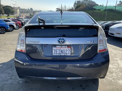 Used 2014 Toyota Prius Prime Base image 4