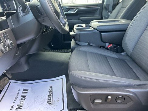 Used 2023 Chevrolet Silverado 1500 LT image 11