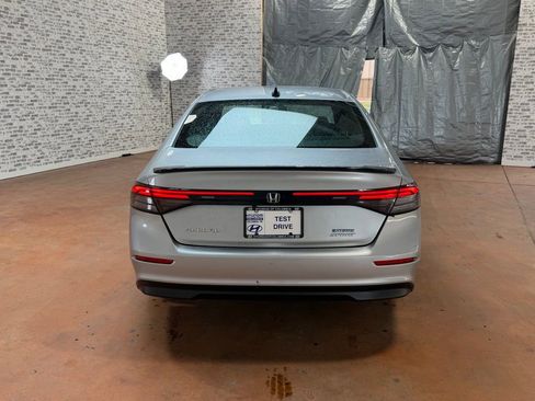 Used 2024 Honda Accord Sport image 5