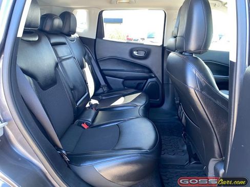 Used 2019 Jeep Compass Latitude w/ Popular Equipment Group AWD/4WD image 7