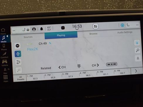 Used 2024 Jeep Gladiator Mojave w/ Technology Group image 18