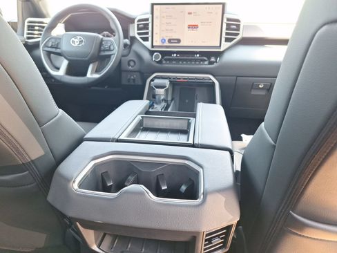 Used 2026 Toyota Tundra Limited w/ Power Package AWD/4WD image 32