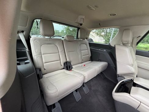 Used 2023 Lincoln Navigator Reserve AWD/4WD image 23