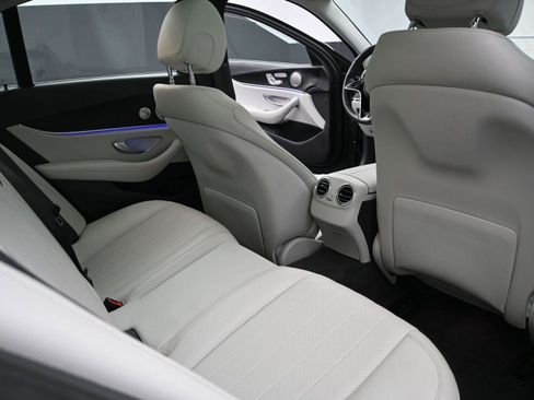 Used 2023 Mercedes-Benz E 350 4MATIC Sedan image 22