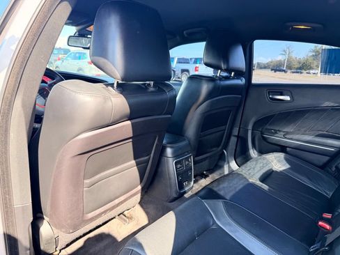 Used 2016 Dodge Charger R/T w/ Plus Group RWD image 16