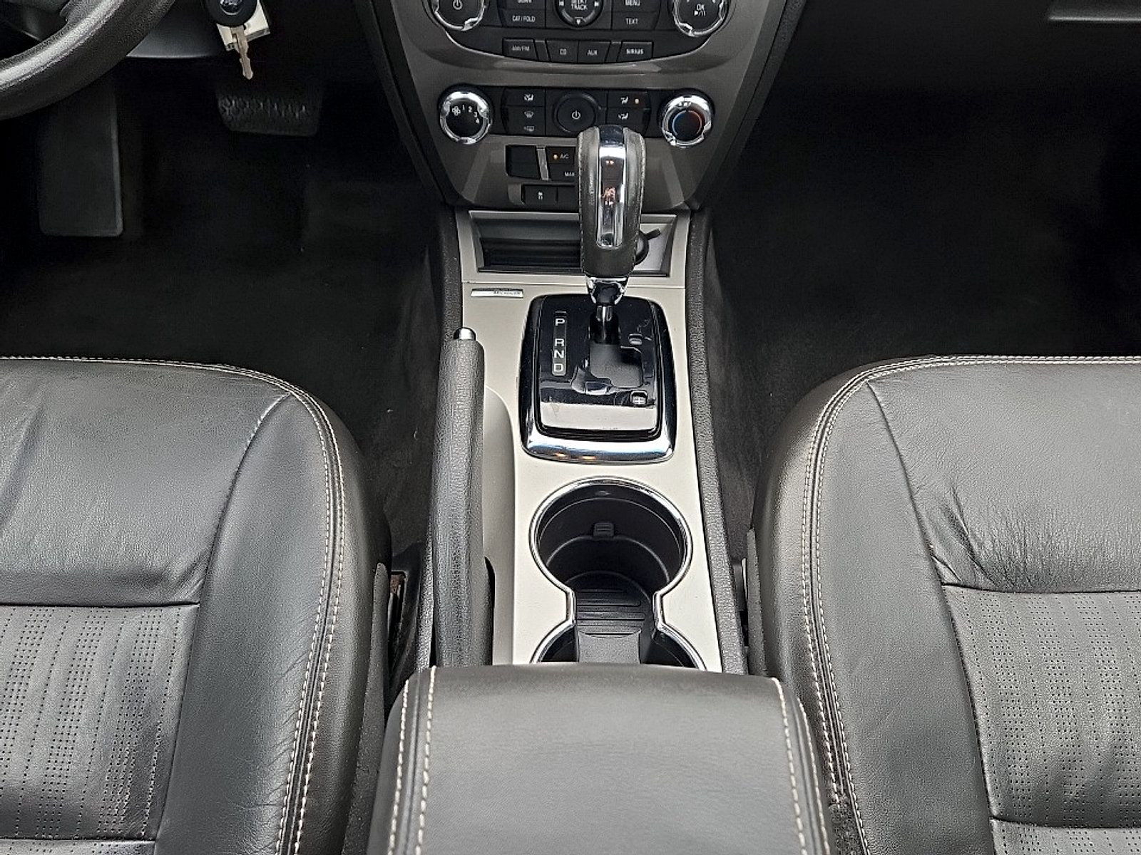 Used 2010 Ford Fusion Sport FWD image 19