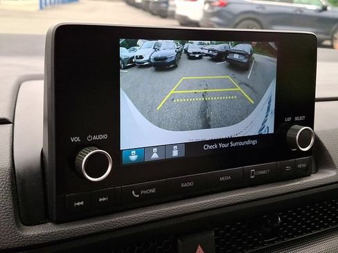 Used 2024 Honda CR-V LX image 19