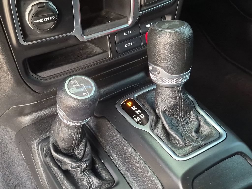 Used 2022 Jeep Wrangler Unlimited Sport AWD/4WD image 27