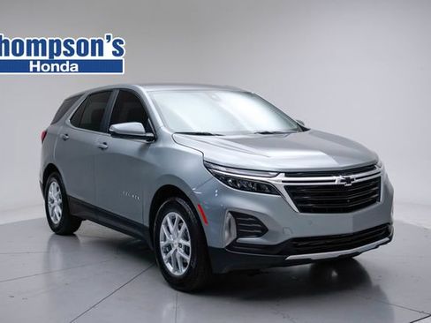 Used 2024 Chevrolet Equinox LT FWD image 1