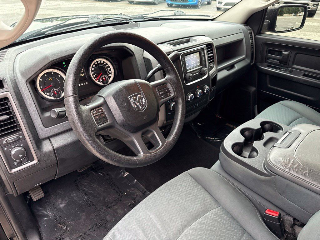 Used 2014 RAM 1500 Express w/ Black Ram 1500 Express Group AWD/4WD image 2