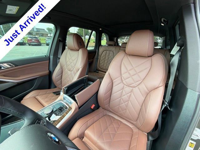 Used 2026 BMW X5 xDrive40i AWD/4WD image 43