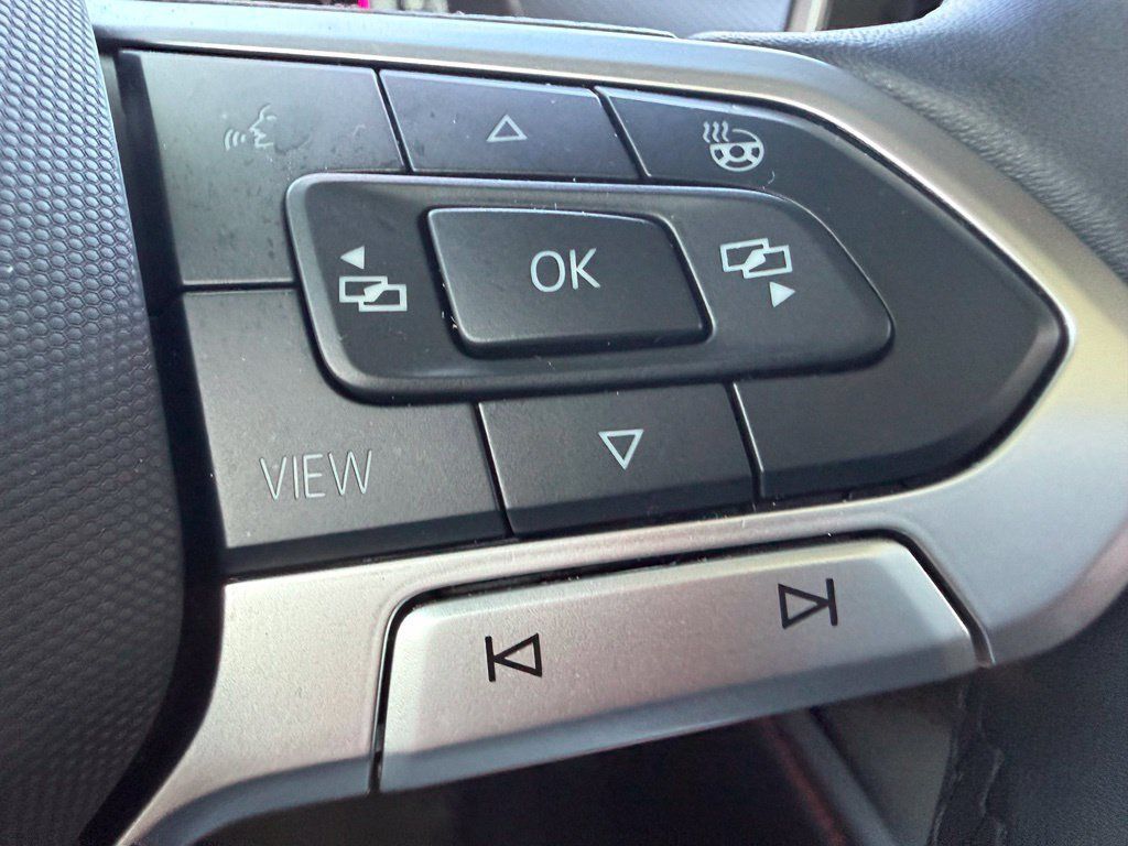 Used 2024 Volkswagen Atlas Peak Edition SEL AWD/4WD image 20