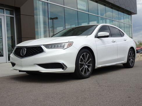 Used 2018 Acura TLX V6 SH-AWD w/ Technology Pkg image 1