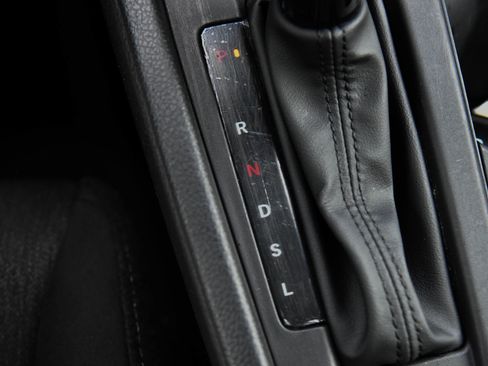 Used 2025 Honda Accord SE image 25