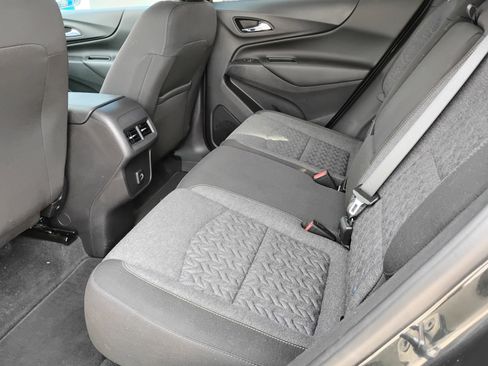 Used 2023 Chevrolet Equinox LT FWD image 17