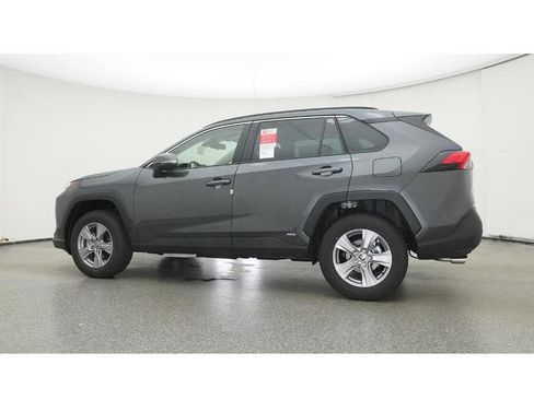 New 2025 Toyota RAV4 XLE AWD/4WD image 21