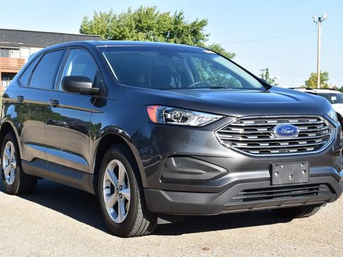 Certified 2020 Ford Edge SE FWD image 3